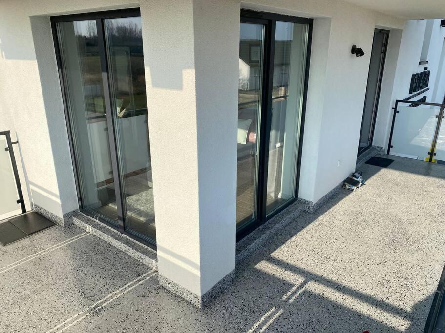 Nowoczesny Apartament Przy Ul Plazowej, Sarbinowo Esterno foto